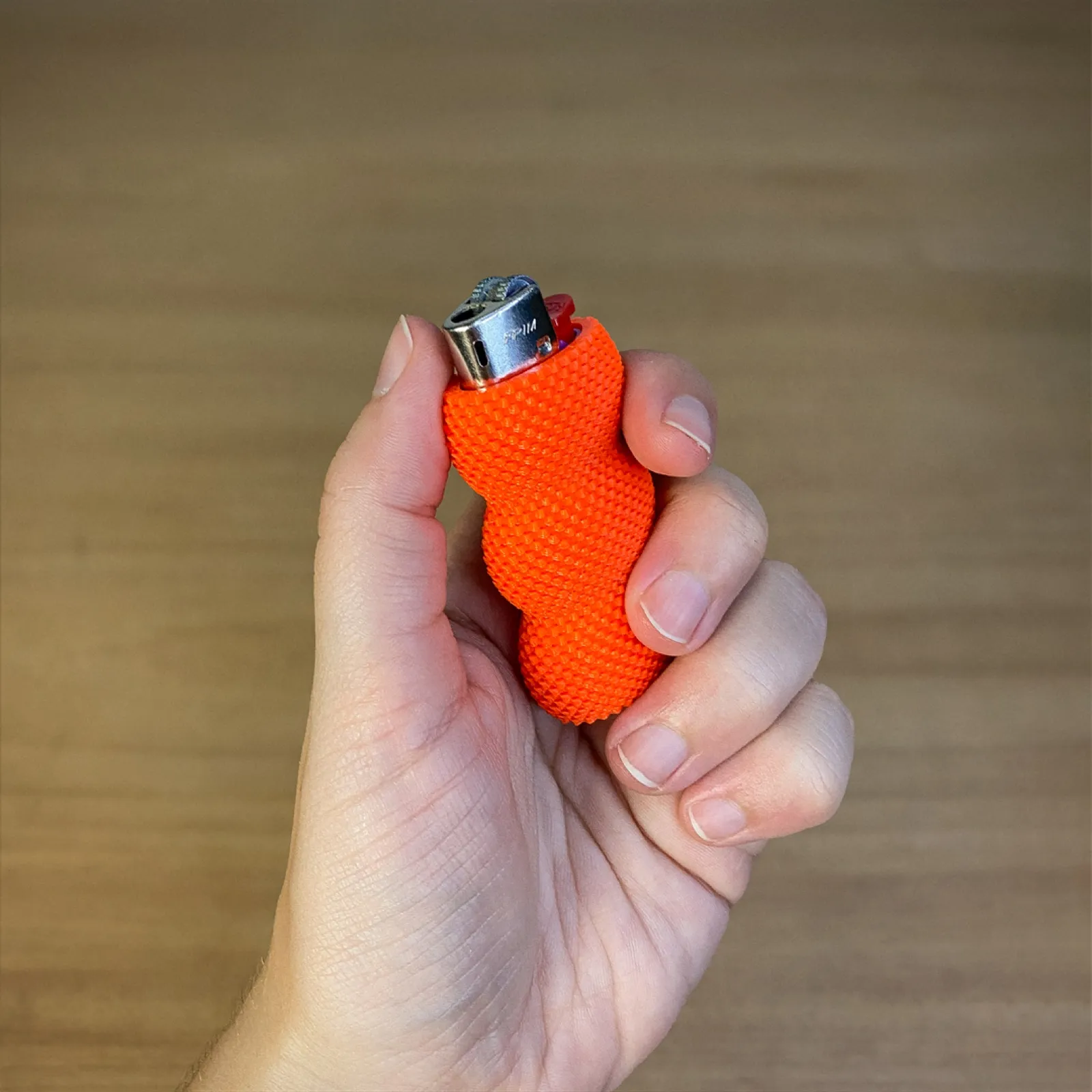 Релефен калъф Delfina Small за BIC